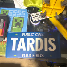 Doctor Who TARDIS Police Box "Public Call" Blue Sign/Plaque Key Ring