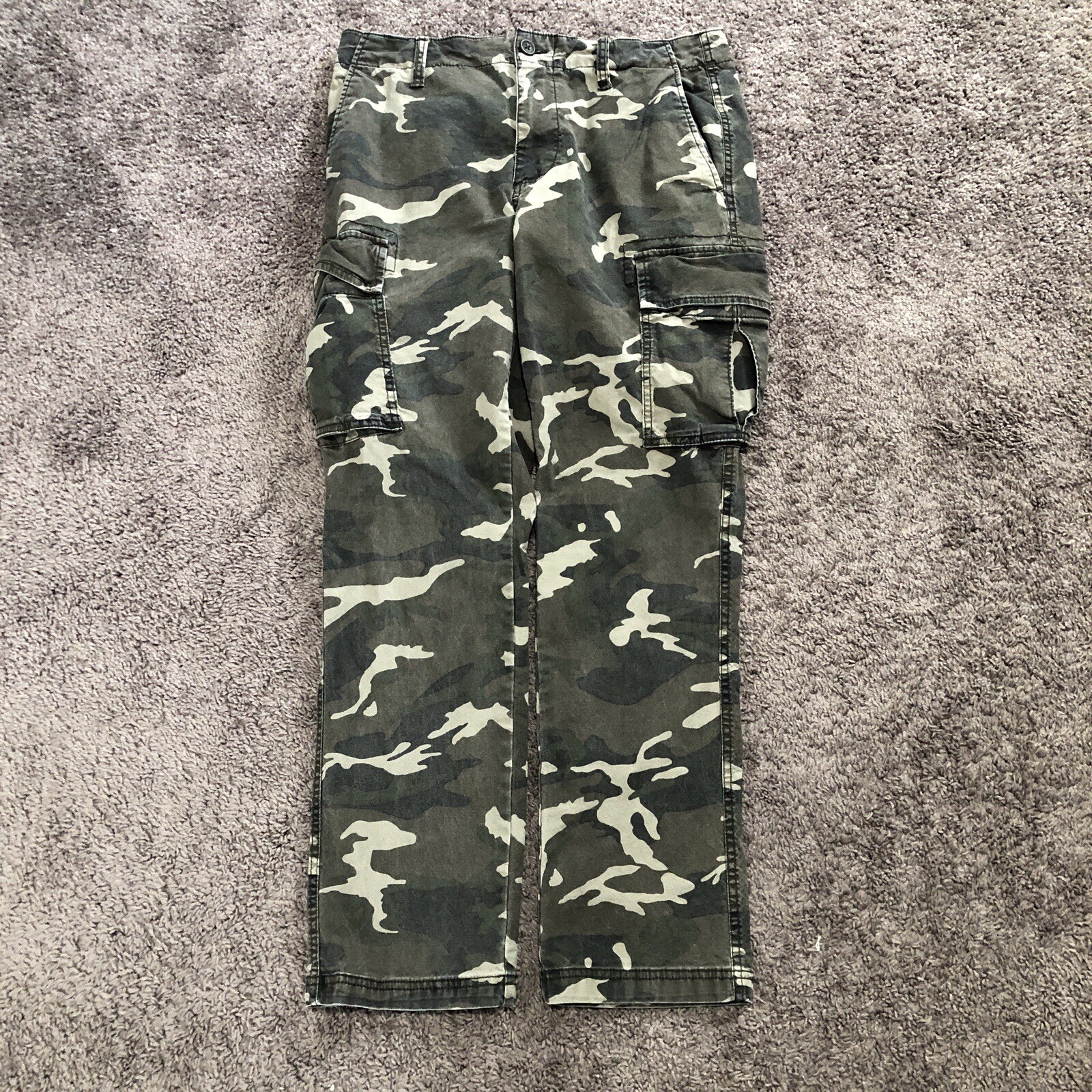 Old Navy Lived-In Straight Camo Cargo Pants Men’s Size 32x30 Y2K Skater VTG
