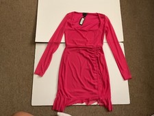 NWT PrettyLittleThing Dress size 4