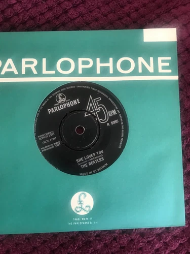 The Beatles - She Loves You - 7” Vinyl Single 1st Pressing 1963  R 5055