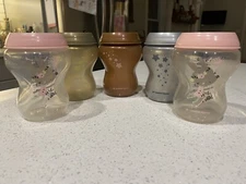 LOT Tommee Tippee Baby Bottles -5 Bottles And Rings. 9oz Size