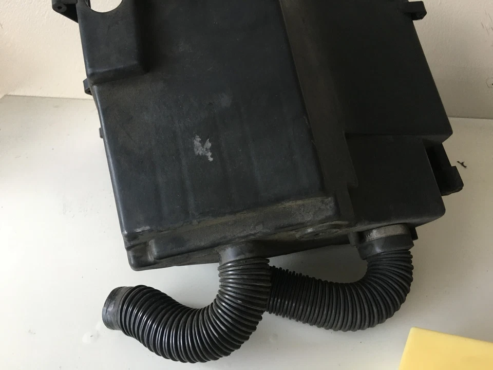 2006-2009 LAND ROVER RANGE ROVER L322 ENGINE COMPUTER ECU BOX W/ COOLING FAN - Image 3 of 4