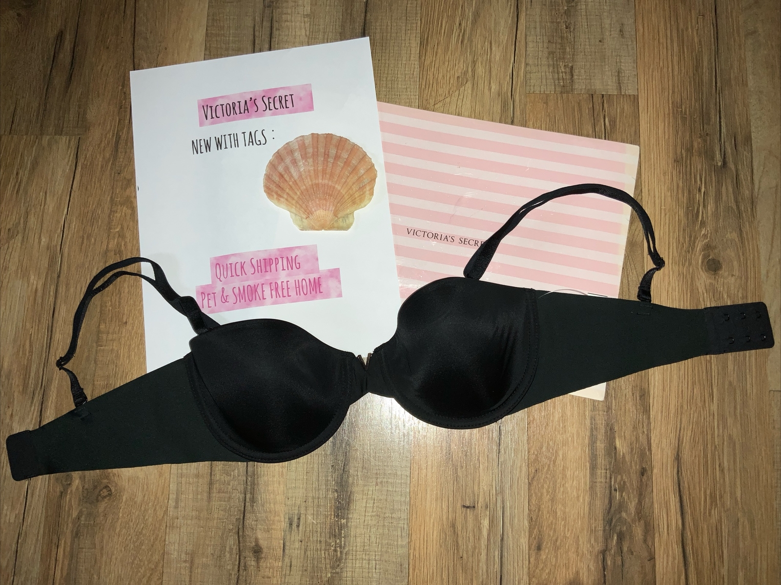 32C Victoria's Secret BLACK Multi way Bra (Straps Included) Metal “V” NEW