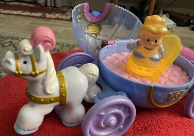 Fisher Price Little People Cinderella's Musical Coach Carriage Disney  Princess