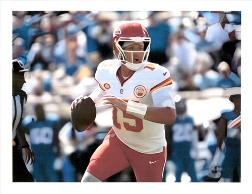 0162 R Patrick Mahomes Ball in Hand-H -8.5x11 Laminated Art Print