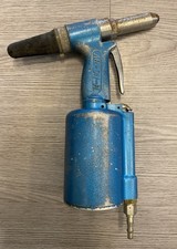 Lobster AR-011H Pneumatic Rivet Tool. Heavy Duty 2.4-6.4mm Model