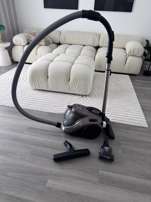 Rowenta Swift Power Zyklon Staubsauger ohne Beutel (Europäischer Stecker)