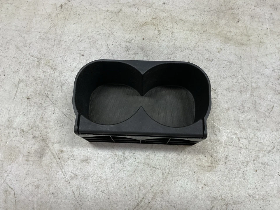 Infiniti G35 2007 cupé portavasos delantero inserto automático Foto 3 de 4