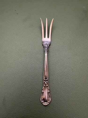 Vintage Gorham Chantilly 925 Sterling Silver Lemon Fork 4.5" 12.2g