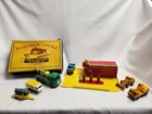 Vintage Matchbox Lesney #1 Garage Plastic Toy Rare Red Garage + BOX + Matchboxes
