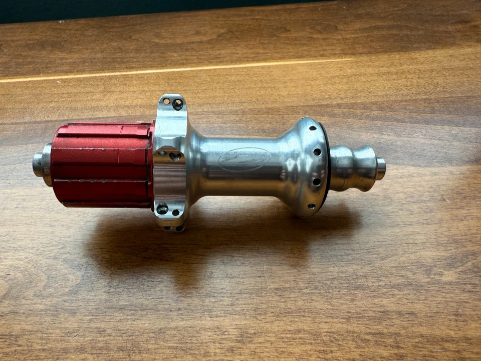 Zipp 182 Rear Bicycle Wheel Hub - 24 Hole - 10/11SPD Shimano/Sram - Image 2 of 4