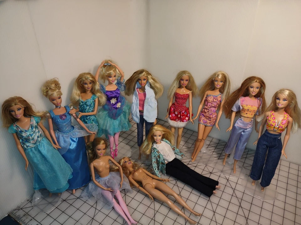 Lote enorme de boneca Barbie vintage Mattel 2000's Fashion Fever, fã de NSYNC e outros - Imagem 3 de 4