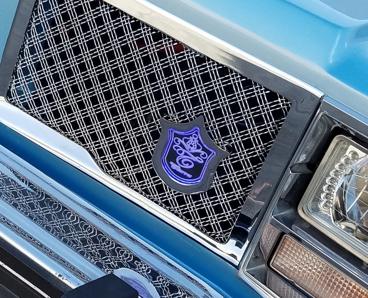 1978-1979 Oldsmobile Cutlass Supreme Chrome Grill Dual Weave Mesh