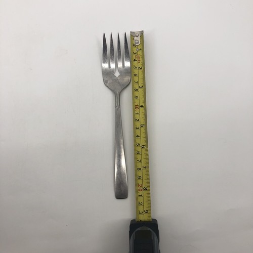 Oneida Craft Deluxe ACCENT 4 Salad Forks, Clean Classy Design Stainless Flatware - Picture 4 of 4