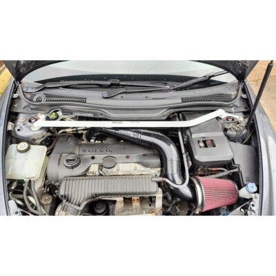Ultra Racing For Volvo C30 / S40 / V50 Front Tower Bar / Upper Brace (TW2-1374)