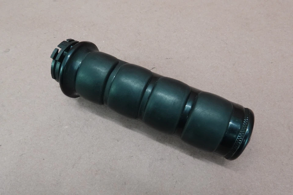 Harley-Davidson Iron 883 XL883N 2009-2013 empuñadura de acelerador derecha Foto 2 de 4