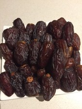 Medjool Dates 4x5 LBS Box- Natural Grown - M Size. California Fresh Dates