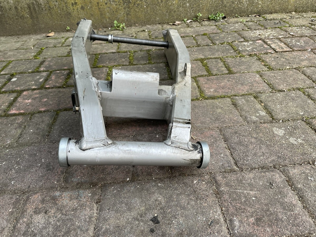 Bras De Fourche Avant Yamaha Fazer 600 (1998-2003) - Pièce D'occasion - État Correct Avec Fuites