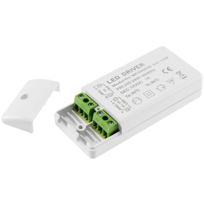 ChiliTec LED Transformer ''CT-12E-V2'', 0.5-12W Square On 220-240V, Off 12V = Constant Spa