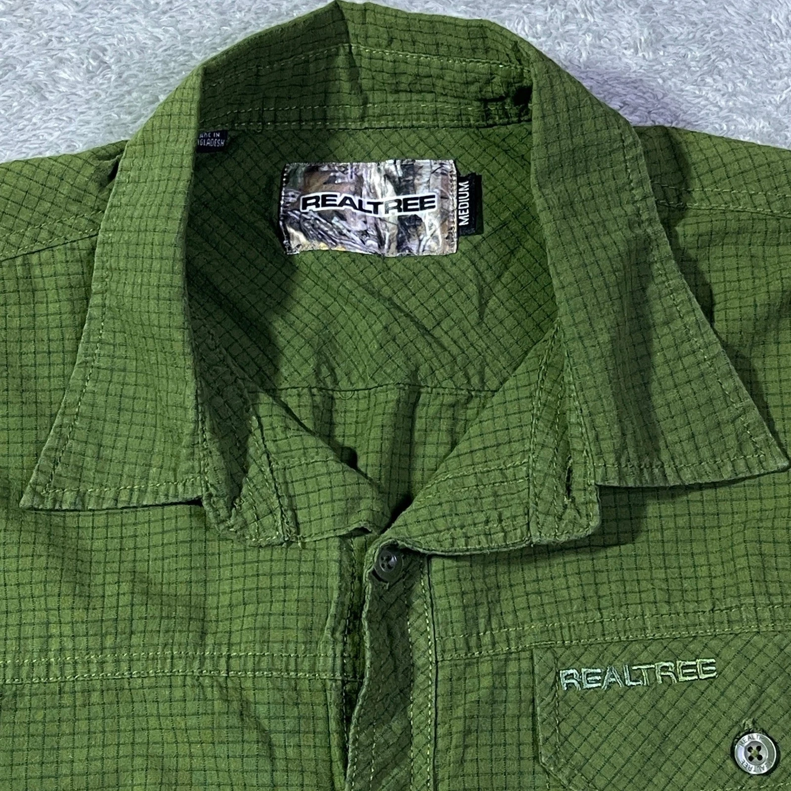 Realtree Men's Green Button Up Short Sleeve Fishing Shirt Medium Outdoorsy Hike
Opens in a new windo