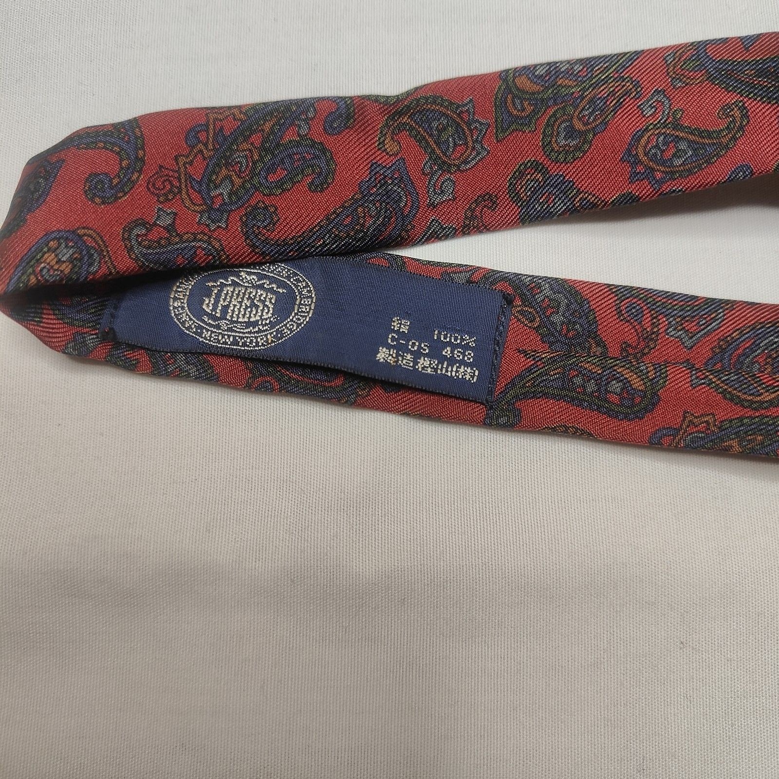 Bow Paisley All-Over Pattern Unique Ivy Style — view 2