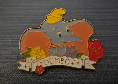 Dumbo Loungefly Disney Tiere Tattoo Style Mystery Box Emaille Pin Neu