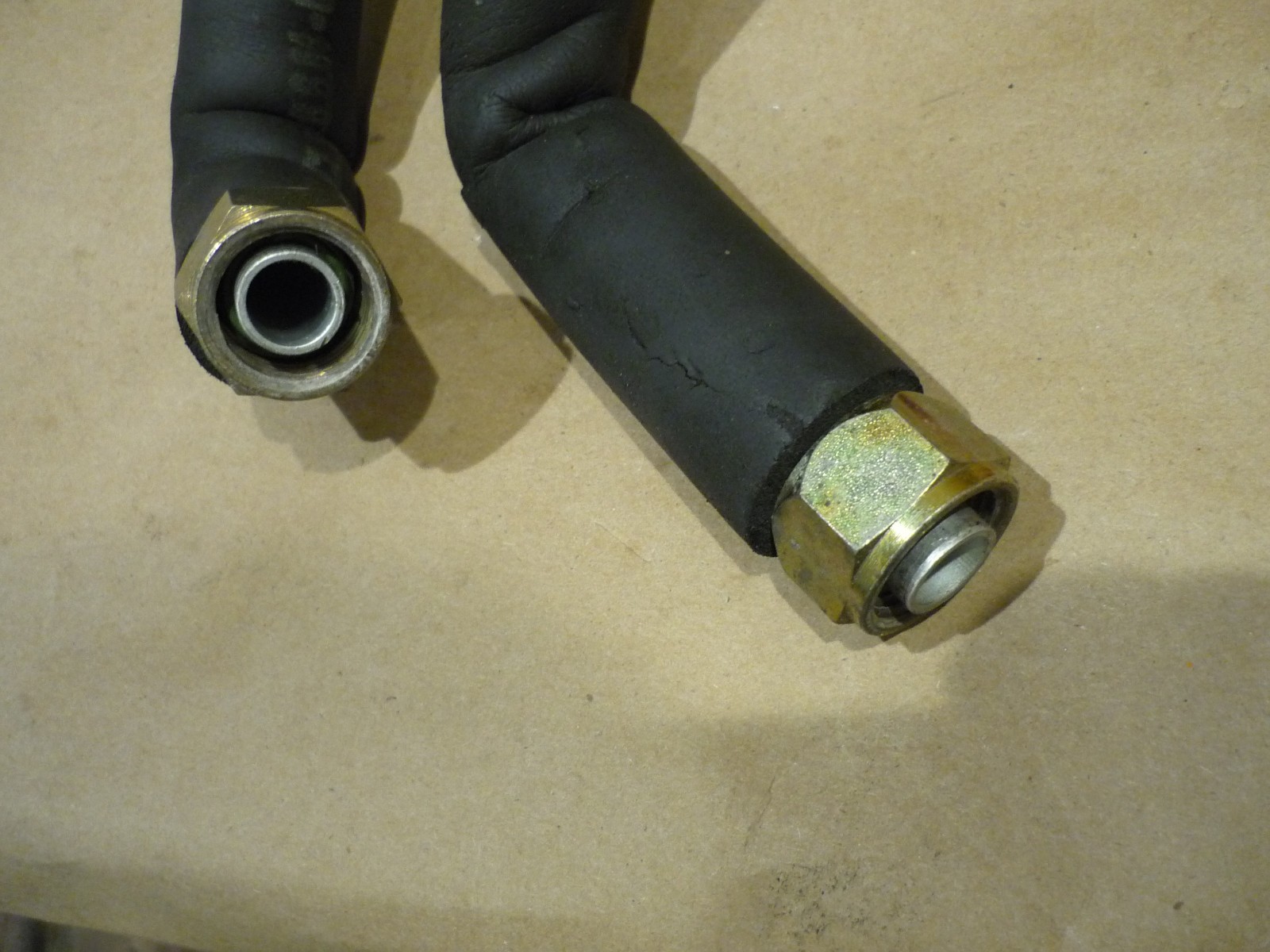 Ferrari 360,430 Heater Core Water Pipes LHD P/N 65229100-65229200