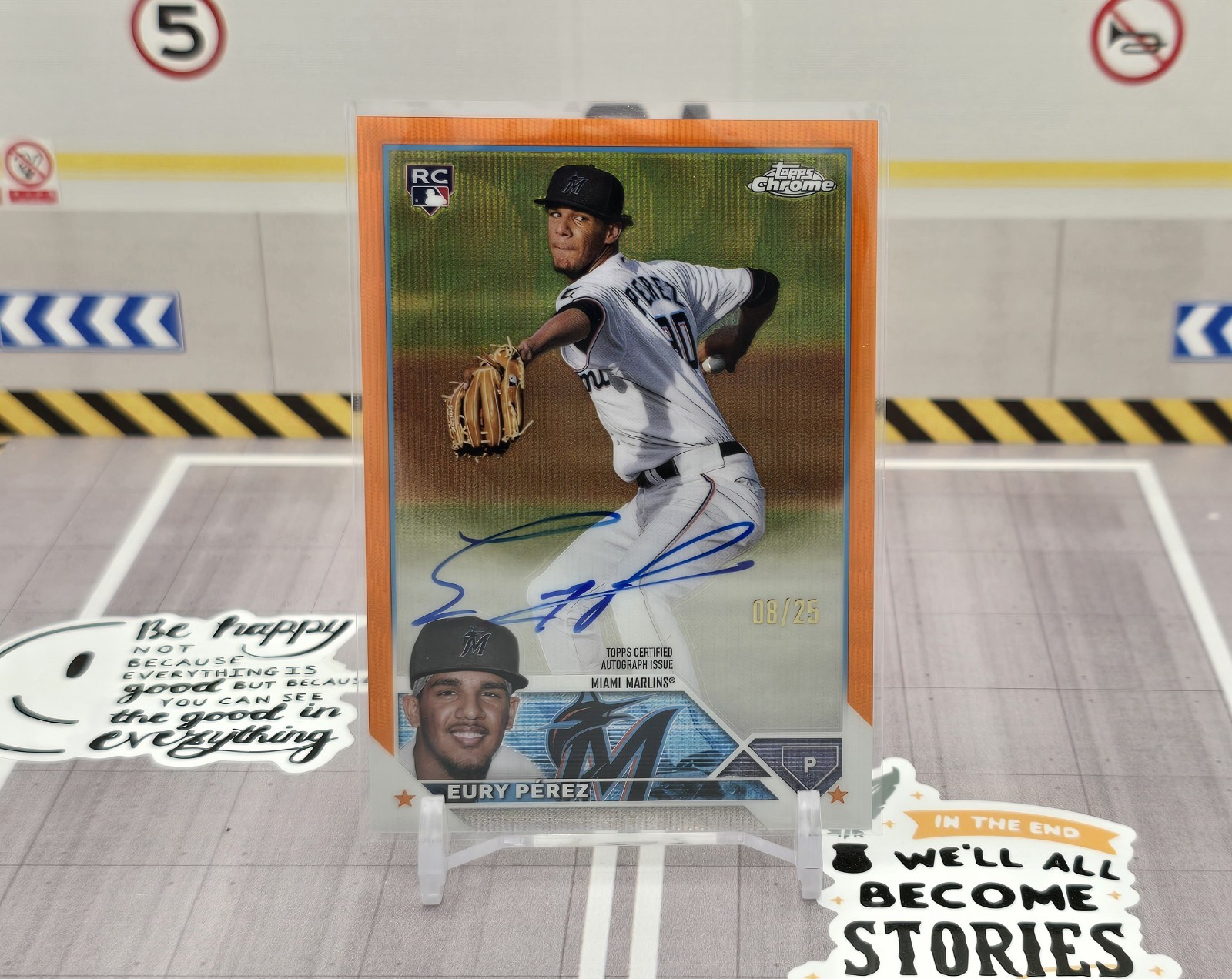 2023 Topps Chrome Update EURY PEREZ 8/25 Orange🍊Wave Autograph Rookie RA-EP