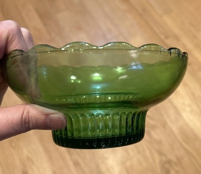 1950's E.O. Brody CO. M2000 Green Glass Bowl Dish Scalloped Rim MCM Vintage