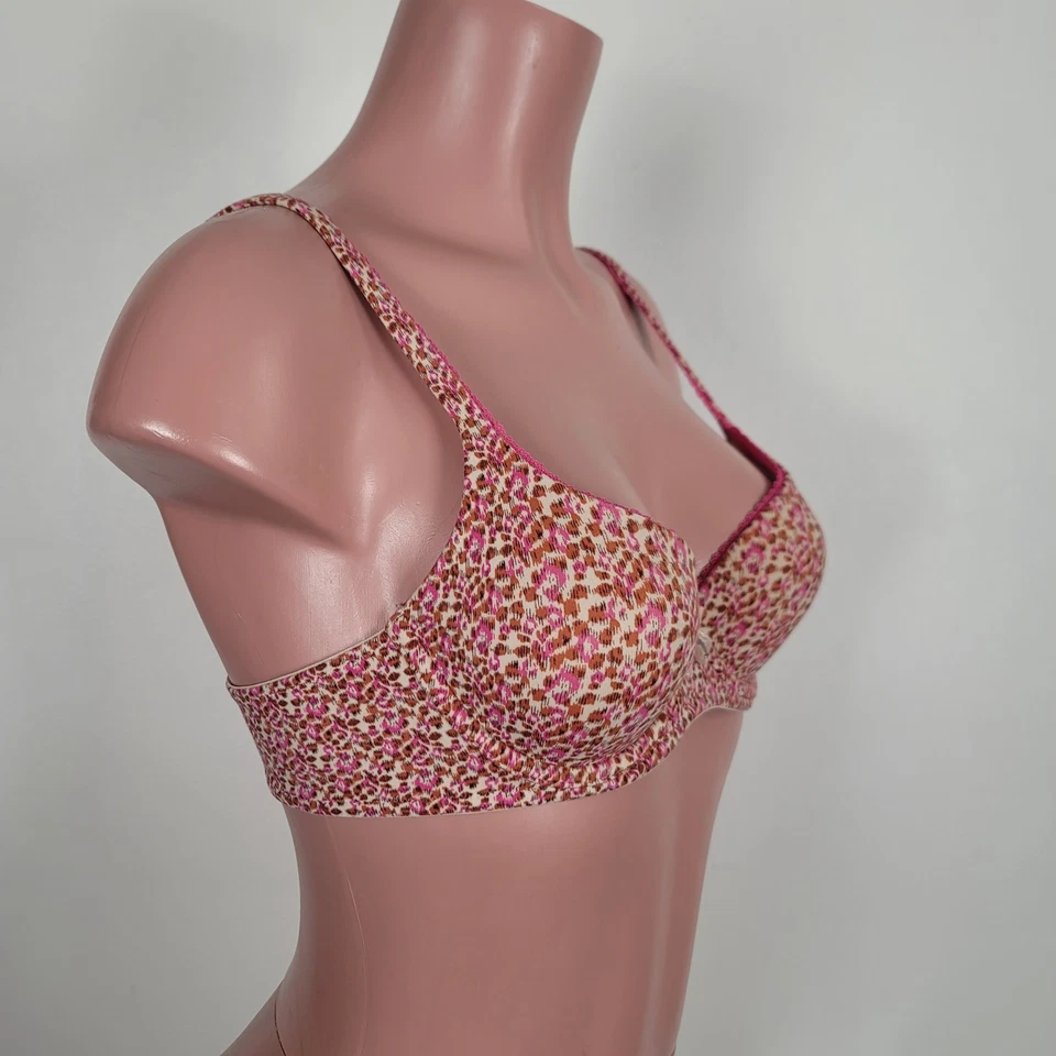 Sujetador Victoria's Secret Body By Victoria Muy Sexy Forrado Demi Con Aros 34B Foto 4 de 4