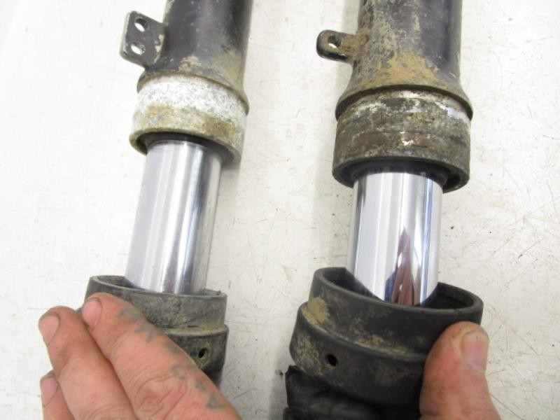 84 Kawasaki KDX 200 Front Forks Left Right 44011-1570 1984 | eBay