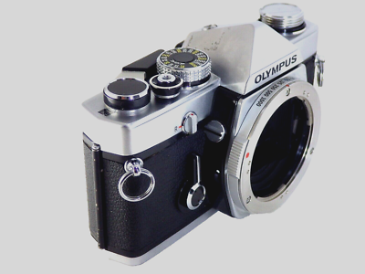Olympus OM-1 SLR 35mm Film Camera Silver + F.Zuiko Auto-S