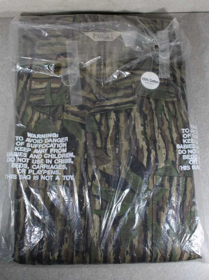 NEW VTG Walls Coveralls Mens X-Large  Tall Camo Hardwoods Hunting One Piece Suit - Image 4 of 4