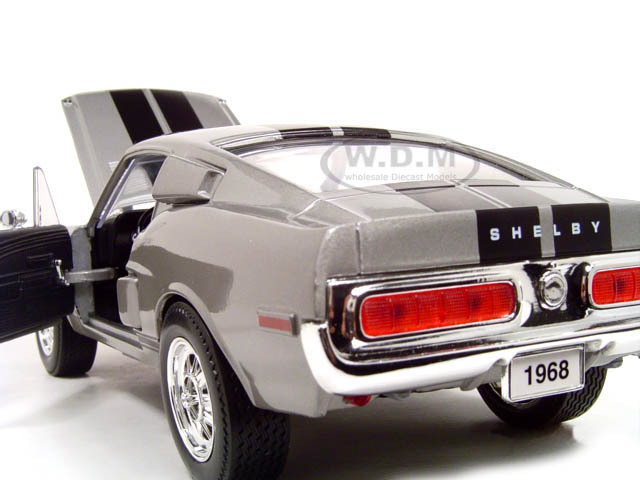 1968 SHELBY GT500 KR SILVER 1:18 SCALE DIECAST MODEL BY ROAD