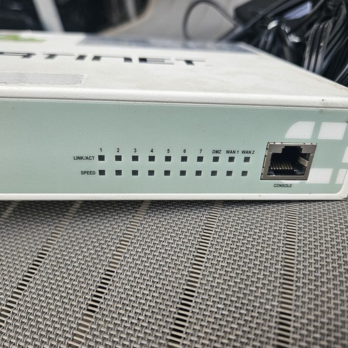 Fortinet FortiWiFi-60D Network Security Appliance W/ Power Supply - Afbeelding 5 van 7