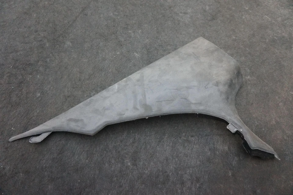 Conjunto 2 guarnições traseiras esquerda e direita Alcantara C pilar fabricante de equipamento original 51437384533 BMW M5 F90 18-23 - Imagem 3 de 4