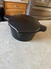 Pampered Chef Large Microcooker Black VGUC