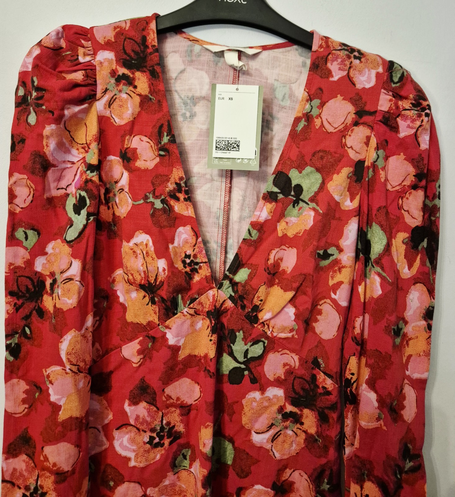 H&M Dress Size XS Autumn Red Floral PATTERNED PUFF-SLEEVED DRESS V Neck thumbnail 7