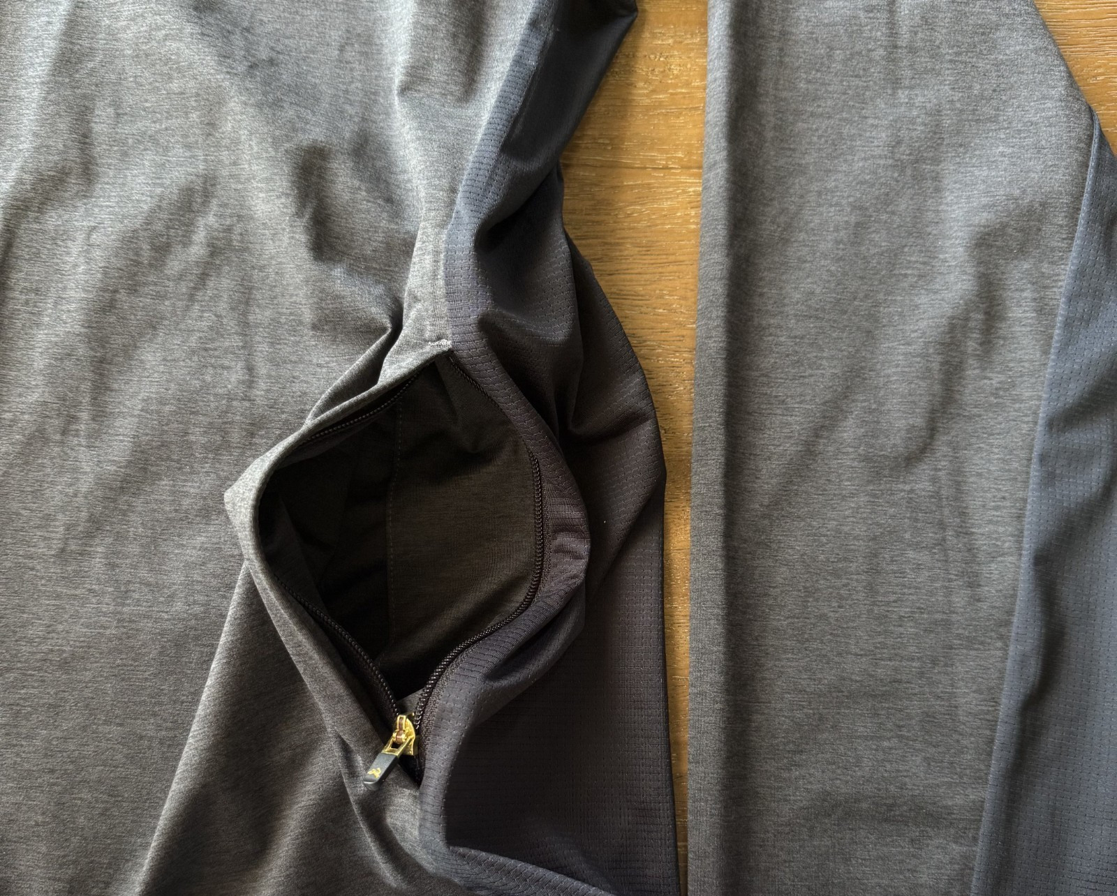 Tracksmith Men's Session Performance Full Zip Jac… - image 10