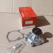 Pompe à eau Mazda 323