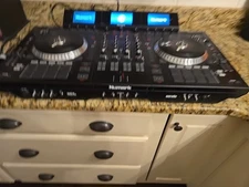 Numark Digital DJ Controller NS7III-Mint Condition!
