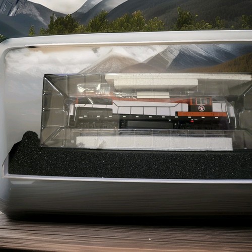 Rapido Trains HO #35503 Great Northern Low-Nose GE U25B DCC/Sound RTR #2505 NEW