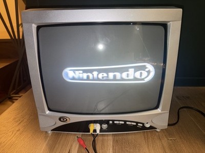 Nintendo 64+3 Controllers+3 Games(Diddy Kong Racing,goldeneye007, And Doom 64)