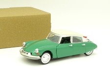 Rio SB 1/43 - Citroen DS 19 Green 1956