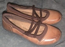 Earth Origins "Leslie" Tan Brown Leather And Fabric Mary Jane Flats Size 6 M