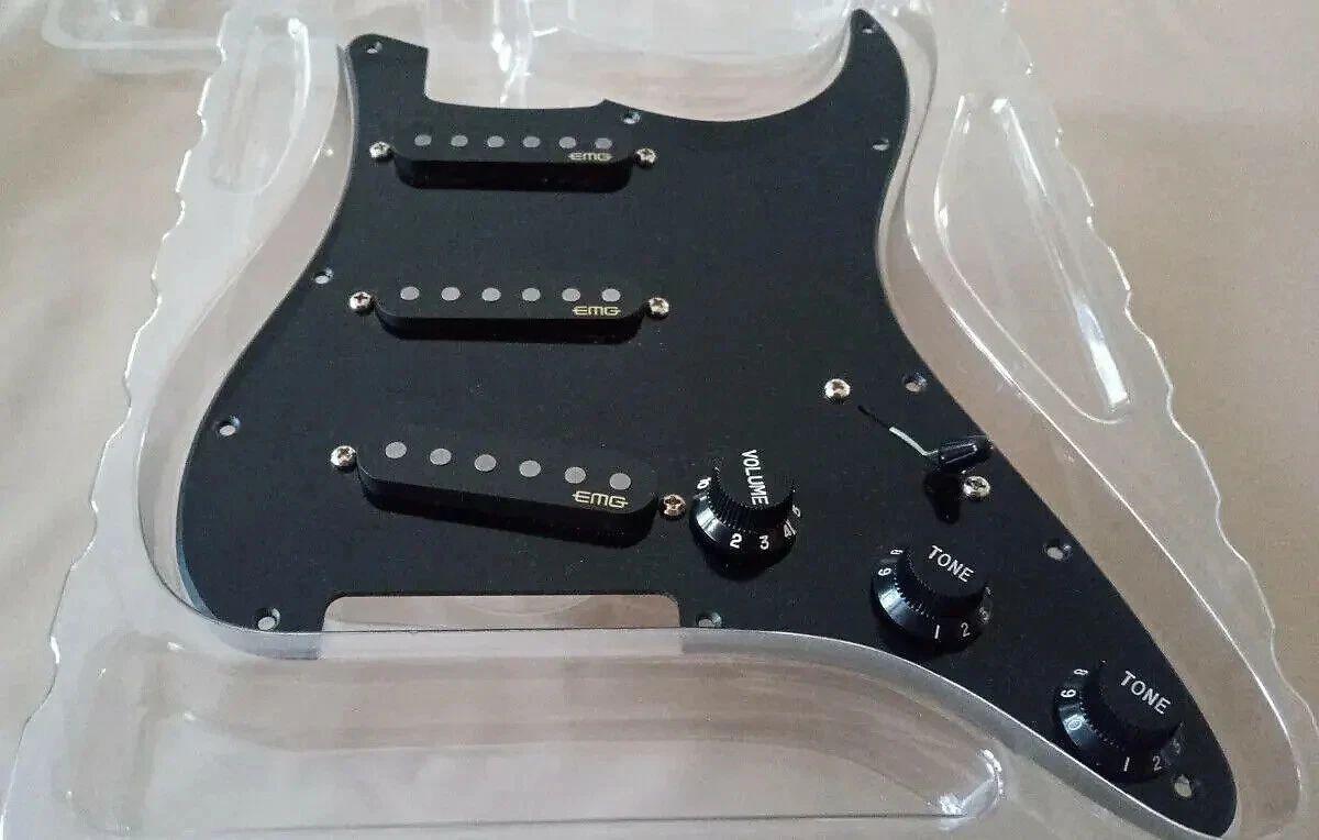 新品 未使用 EMG RA-5 Pro Retro Active Strat | tigerwingz.com
