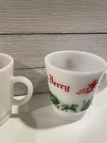 Tom and Jerry milk glass vintage punch or eggnog mugs cups Christmas Set Of 4 - Picture 7 of 9