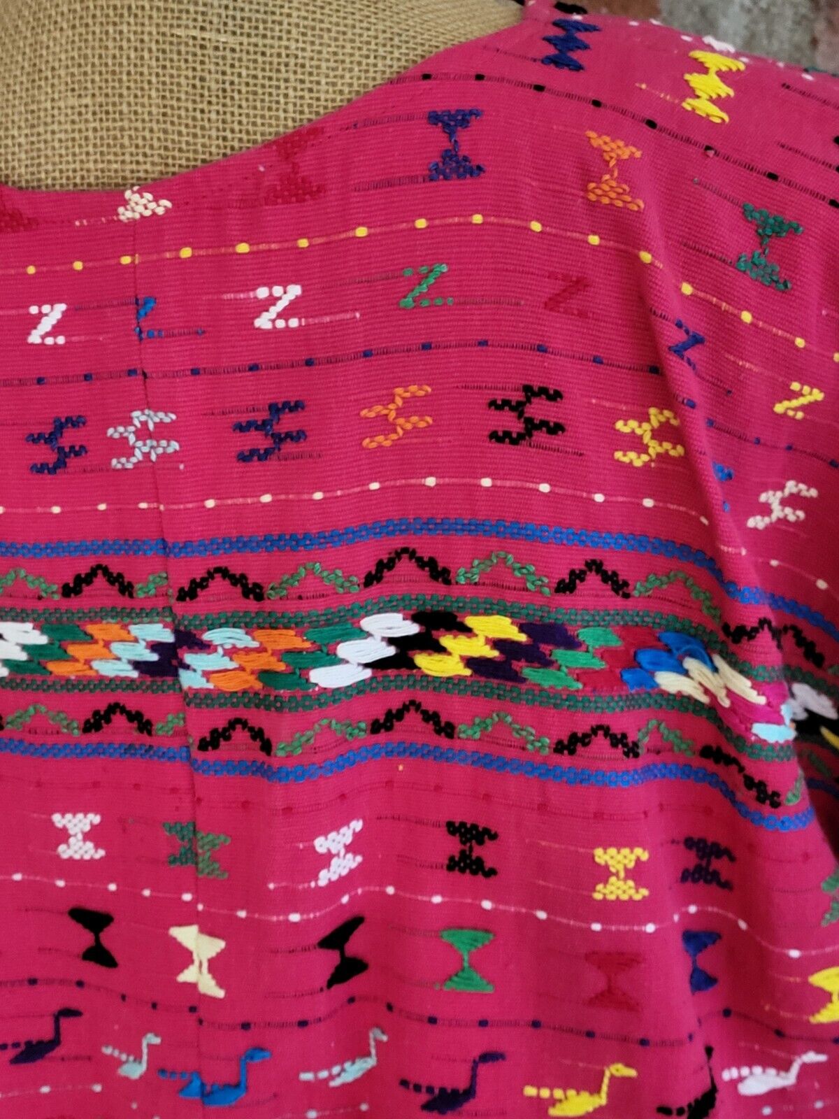 Guatemalan Vtg Cotton Embroidered Cropped Shirt M… - image 5
