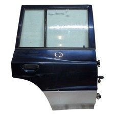 Porte arrière et accessoires Mitsubishi PAJERO