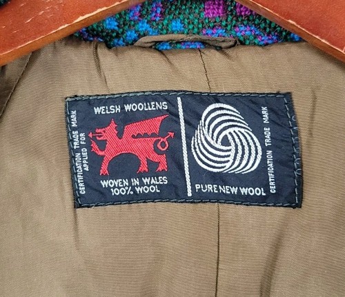 Welsh Woollens Eclipse Vintage Tapestry Pattern Cape Cloak 100% Wool 60s Button - Picture 6 of 7